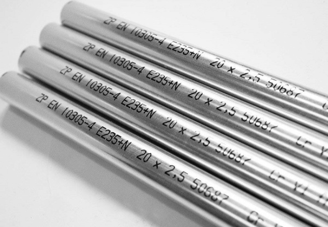 Hydraulic precision steel pipe bundle